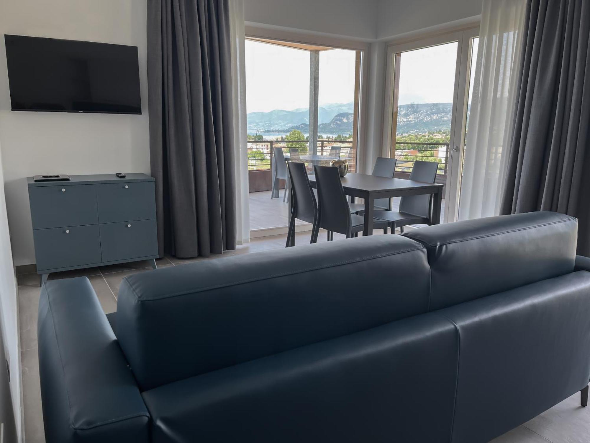 Apartments Monsurei, Lake View Бардолино Екстериор снимка
