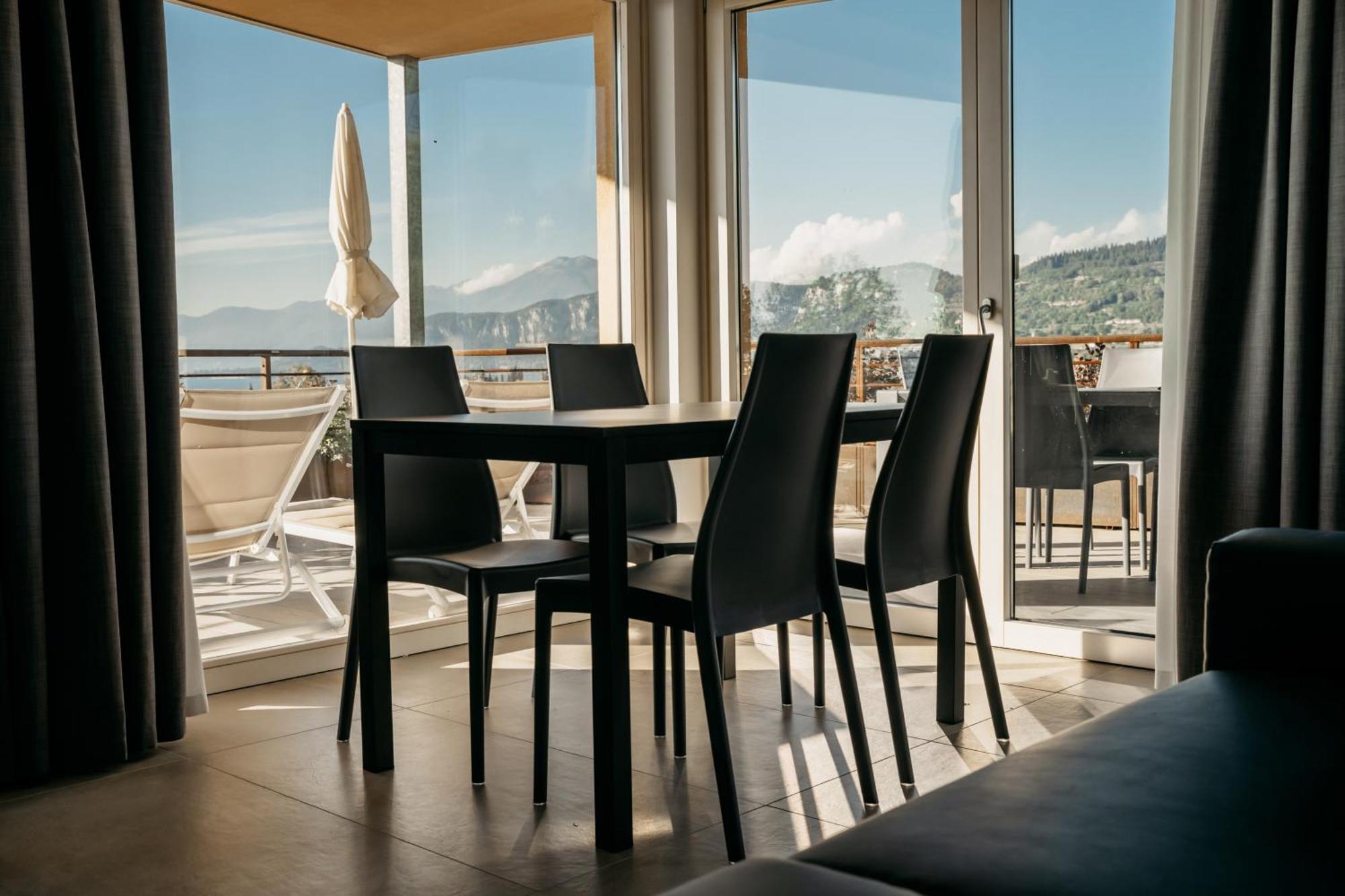 Apartments Monsurei, Lake View Бардолино Екстериор снимка