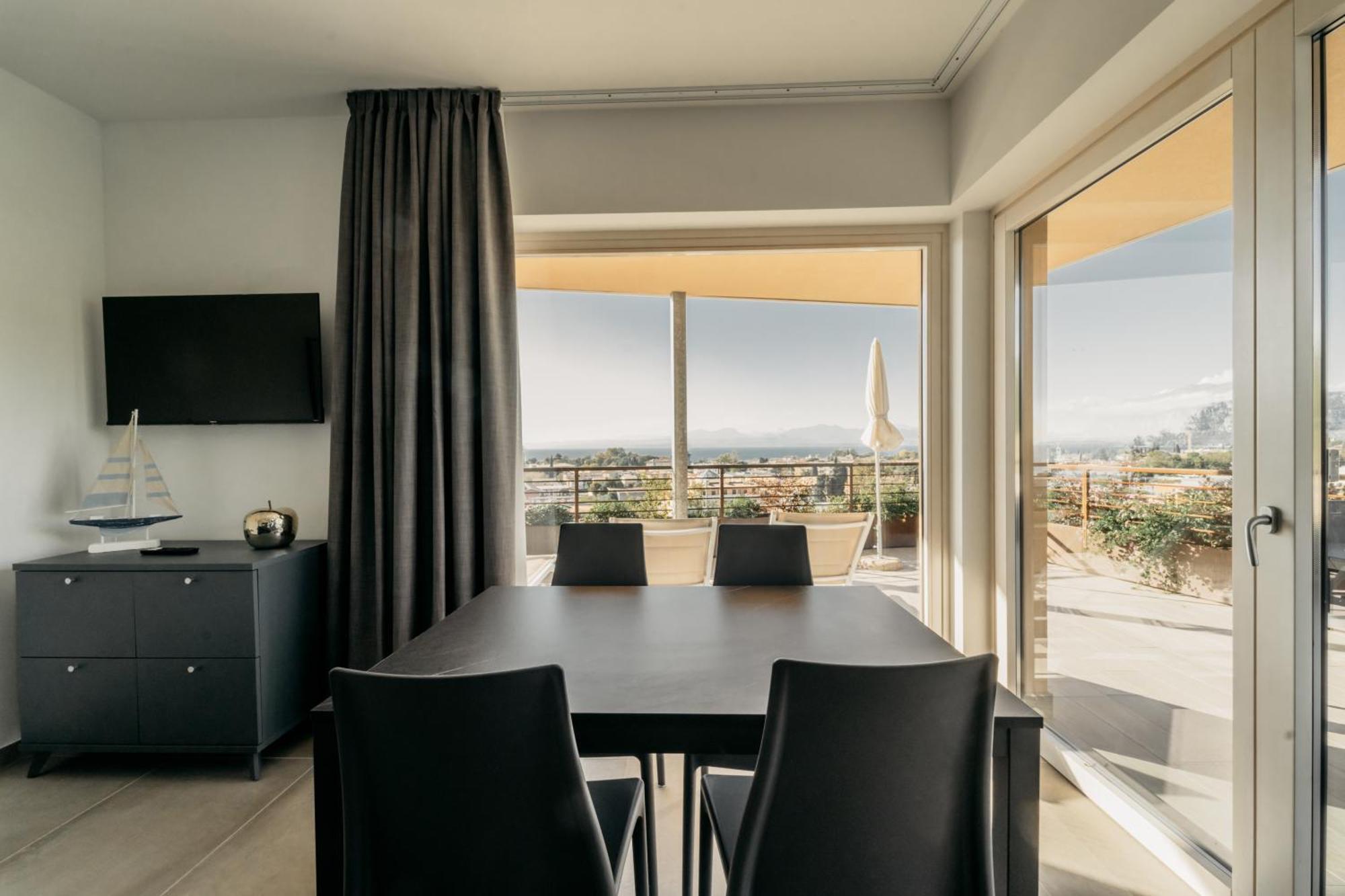 Apartments Monsurei, Lake View Бардолино Екстериор снимка