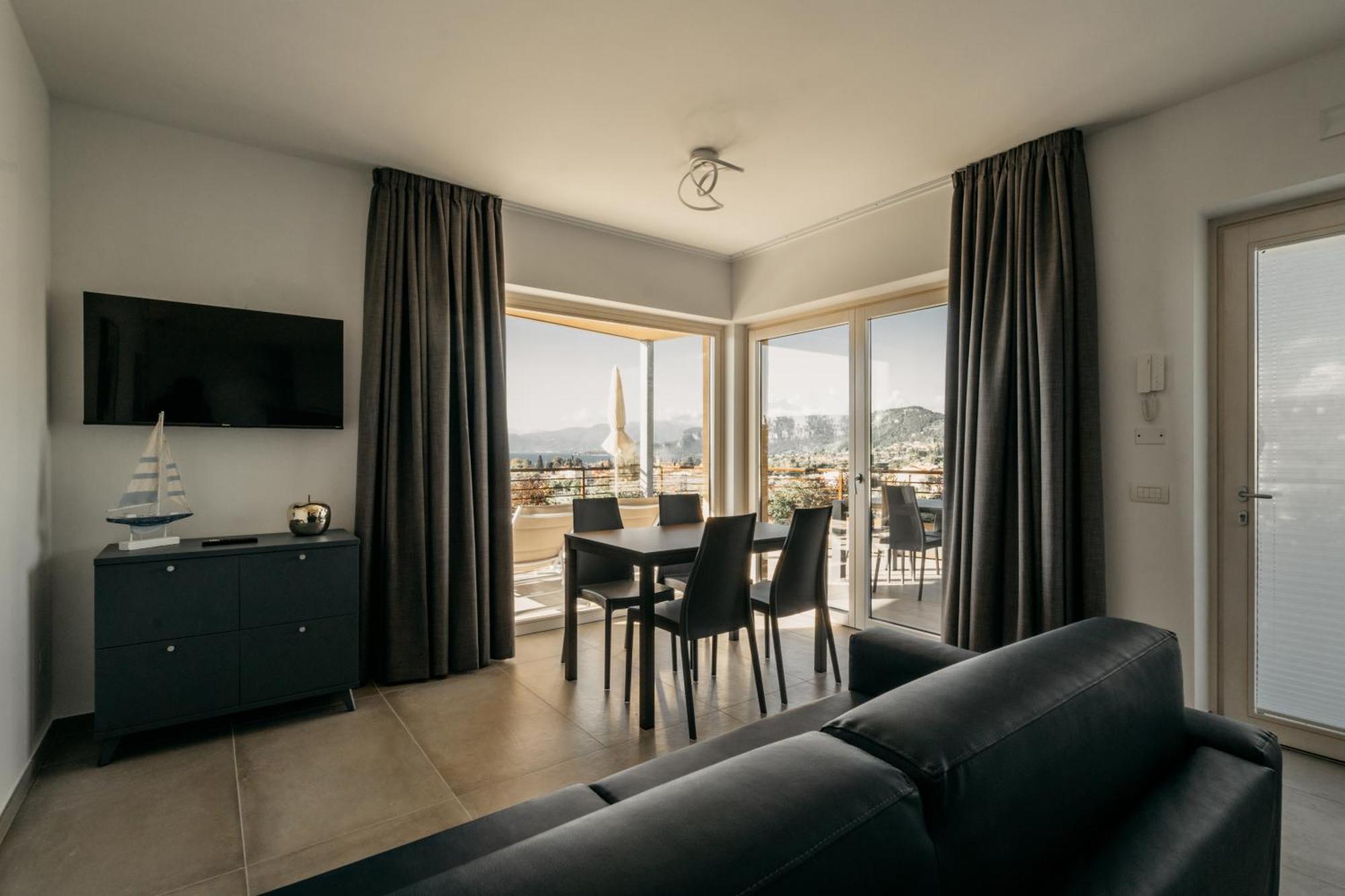 Apartments Monsurei, Lake View Бардолино Екстериор снимка