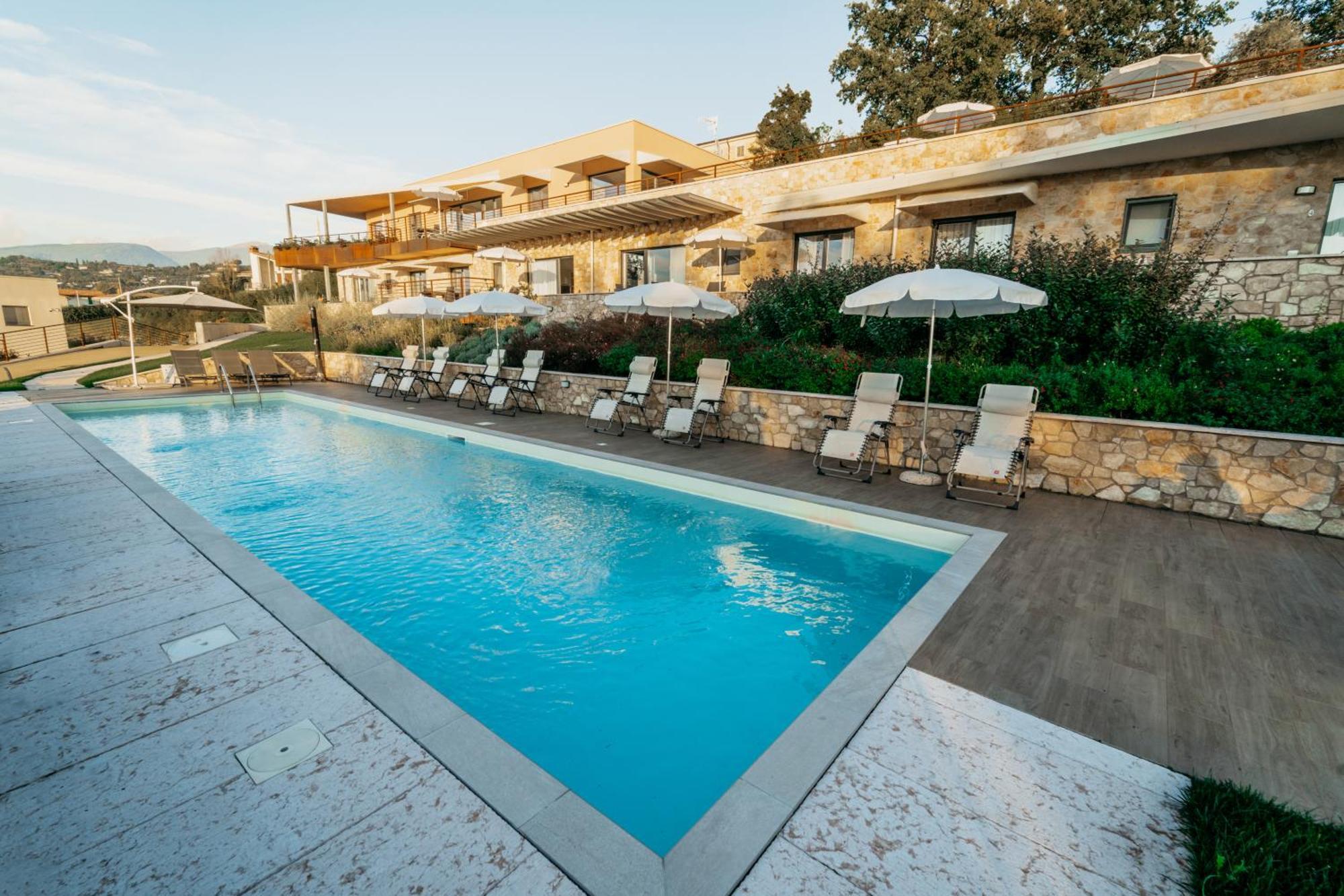 Apartments Monsurei, Lake View Бардолино Екстериор снимка